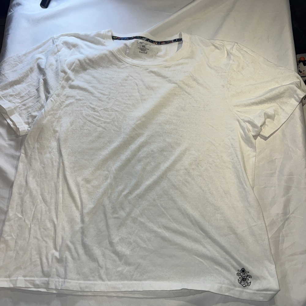 ED HARDY PLAIN WHITE Unisex T Shirt; Size XL; Excellent Condition 382